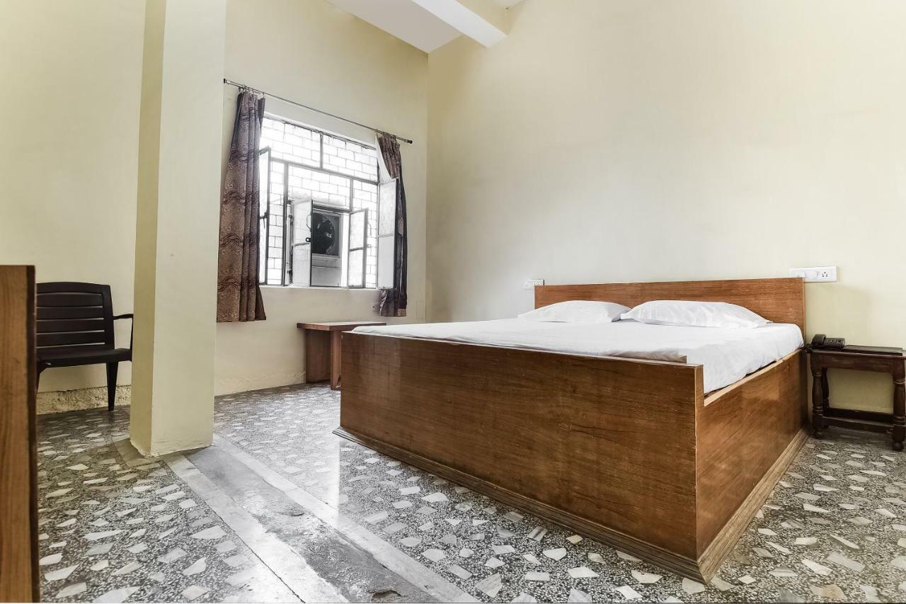 Hotel Lalit Palace Babina Ngoại thất bức ảnh