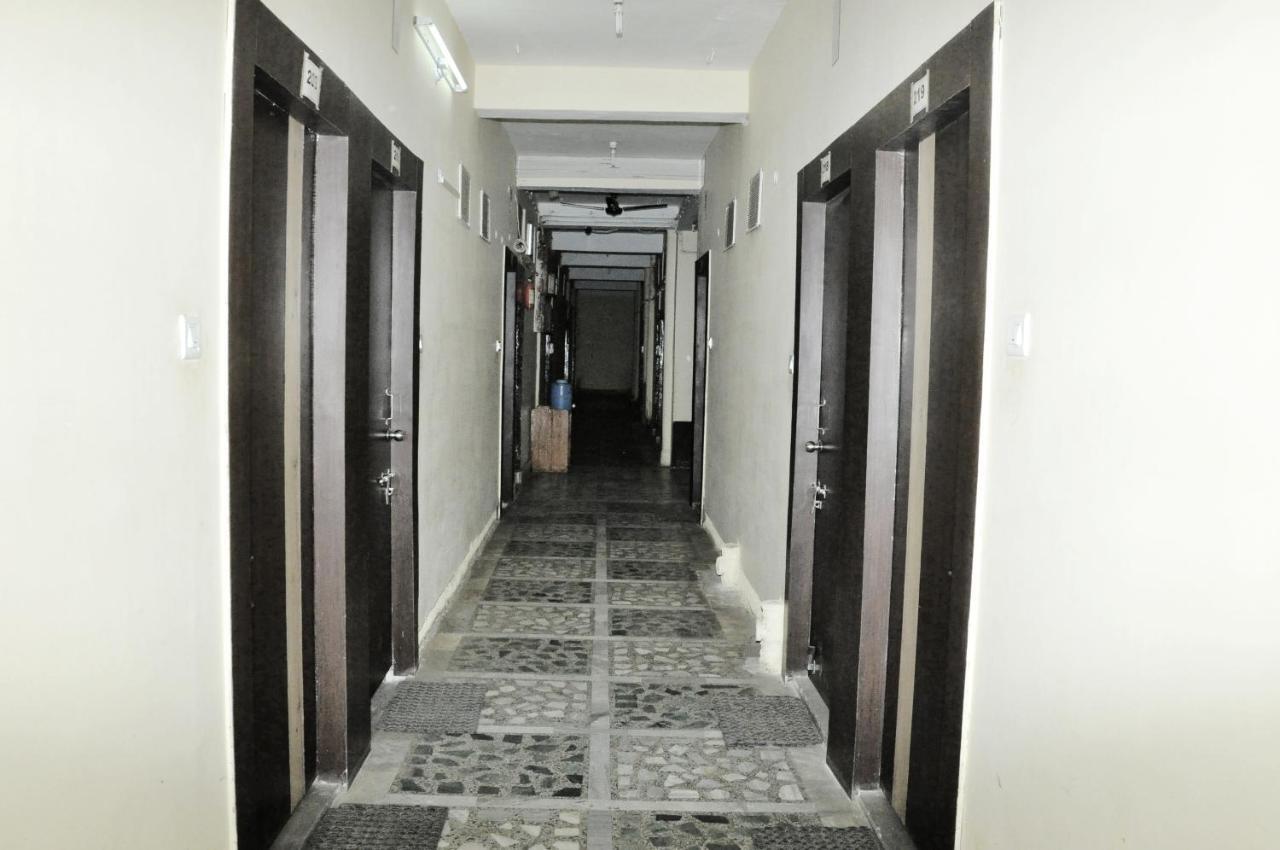Hotel Lalit Palace Babina Ngoại thất bức ảnh